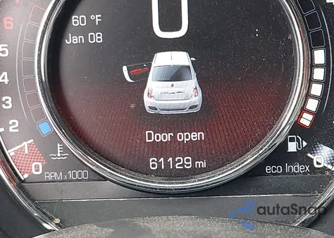 2015 Fiat 500 Sport z USA, uszkodzony, nr VIN 3C3CFFBR1FT753692